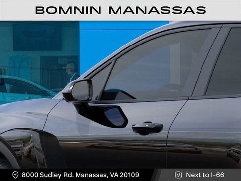 New 2025 Chevrolet Blazer EV LT image 12