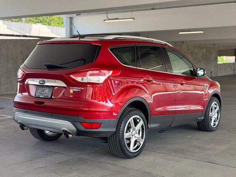 Used 2014 Ford Escape Titanium AWD/4WD image 5
