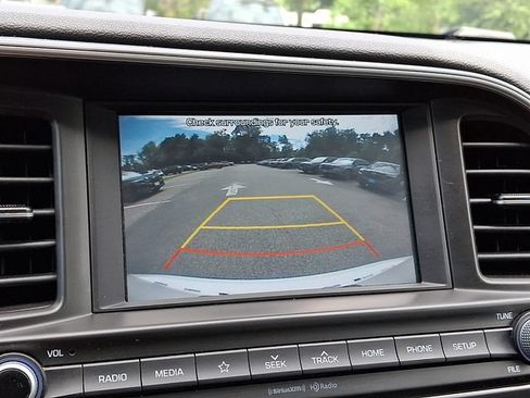 Used 2020 Hyundai Elantra Value Edition w/ Cargo Package (C1) FWD image 18