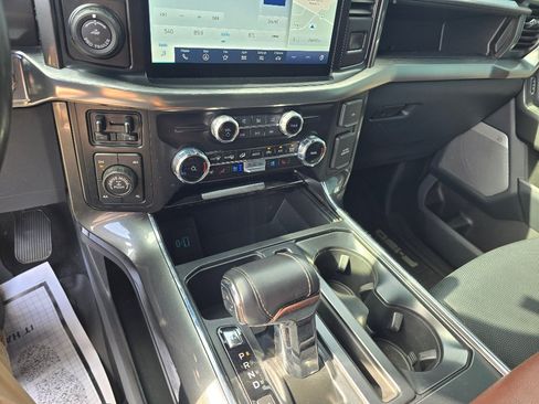 Used 2023 Ford F150 Lariat image 10