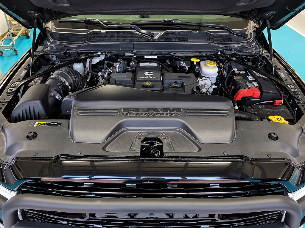 Used 2020 RAM 3500 Limited AWD/4WD image 10