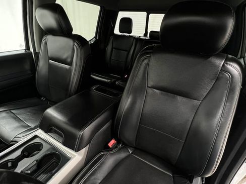 Used 2018 Ford F250 Lariat w/ Lariat Ultimate Package image 16