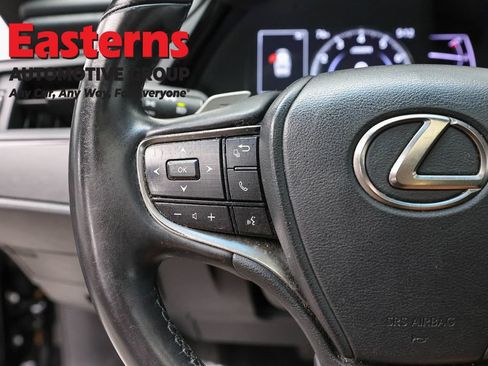 Used 2023 Lexus ES 350 w/ Premium Package FWD image 15