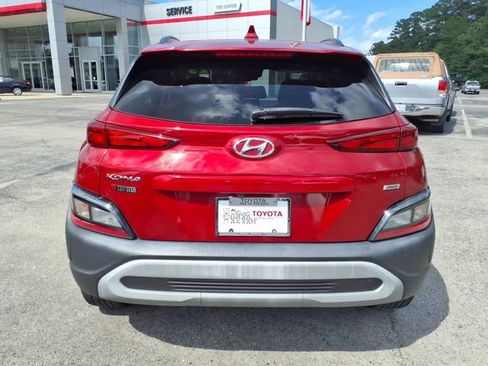 Used 2023 Hyundai Kona SEL w/ Convenience Package AWD/4WD image 2