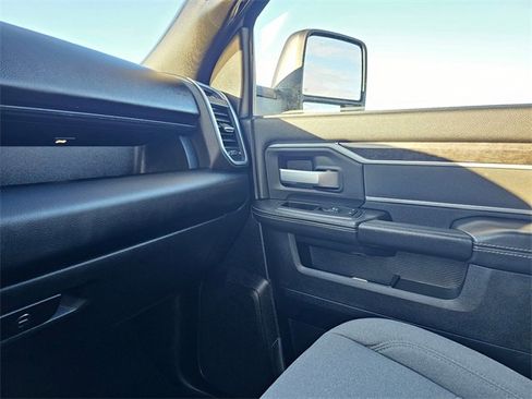 Used 2024 RAM 2500 Big Horn image 26