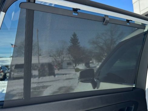 Used 2021 Toyota Highlander XLE image 20