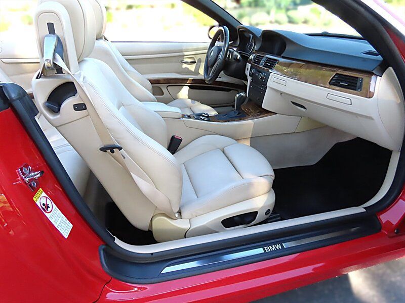 Used 2008 BMW 335i Convertible RWD image 22