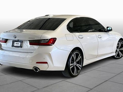 Used 2023 BMW 330i Sedan w/ Premium Package image 13