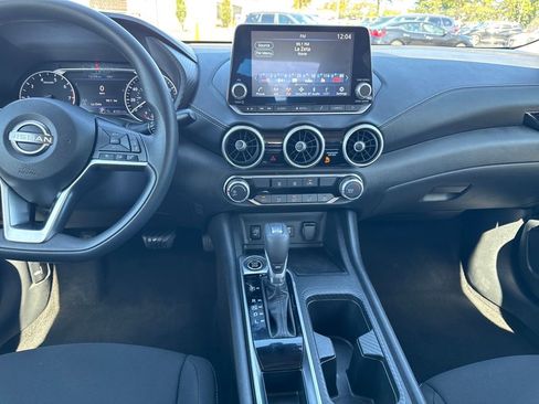 Used 2024 Nissan Sentra SV image 17