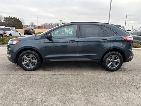 Used 2024 Ford Edge SEL w/ Sport Appearance Package image 4