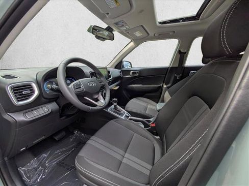 New 2026 Hyundai Venue SEL FWD image 3