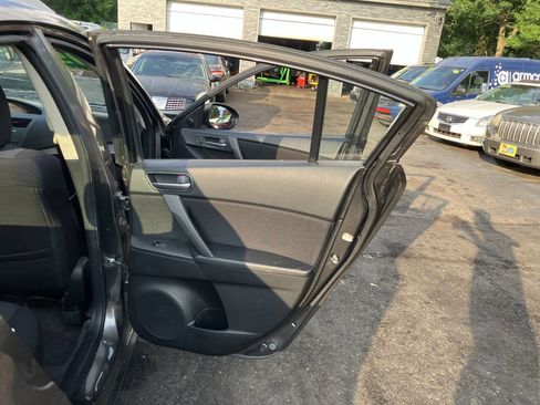 Used 2010 MAZDA MAZDA3 i Touring FWD image 20