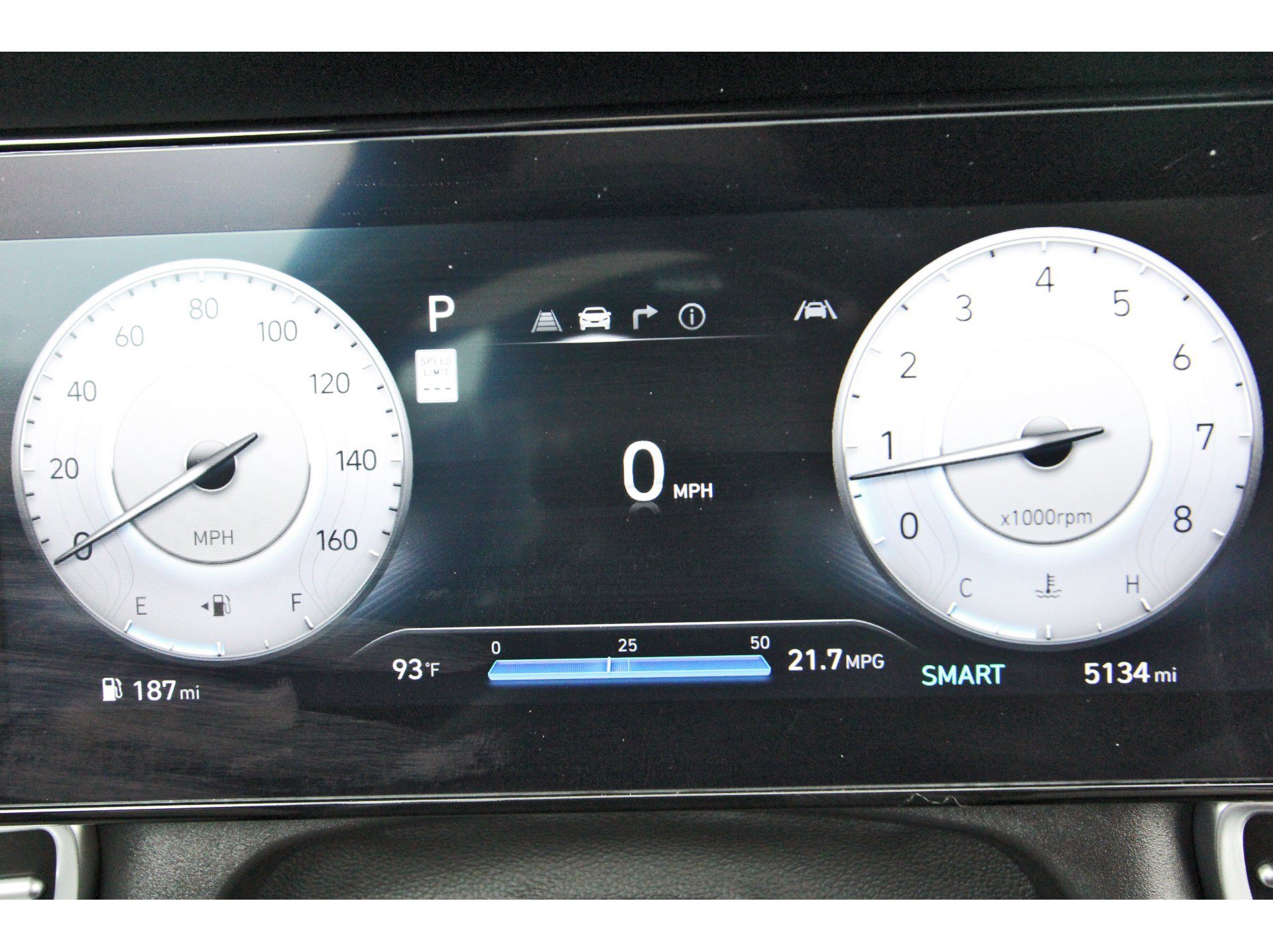 Used 2024 Hyundai Elantra SEL FWD image 16