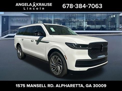 New 2026 Lincoln Navigator L Reserve image 1