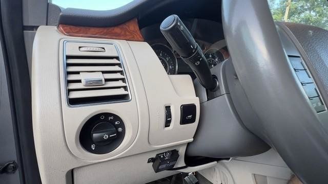 Used 2010 Ford Flex Limited AWD/4WD image 12