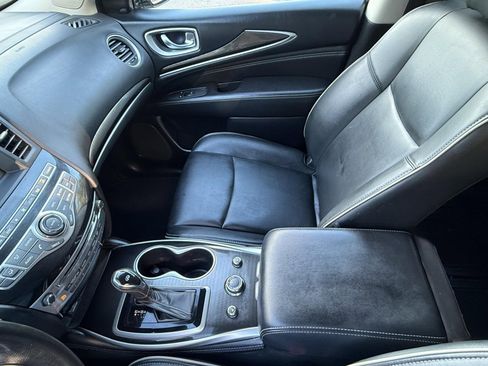 Used 2019 INFINITI QX60 Luxe image 41