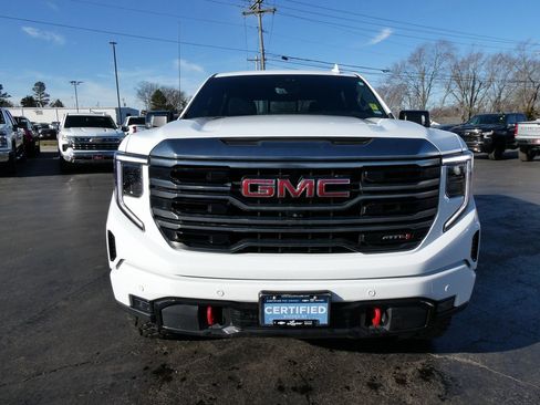 Certified 2024 GMC Sierra 1500 AT4 w/ Technology Package image 12