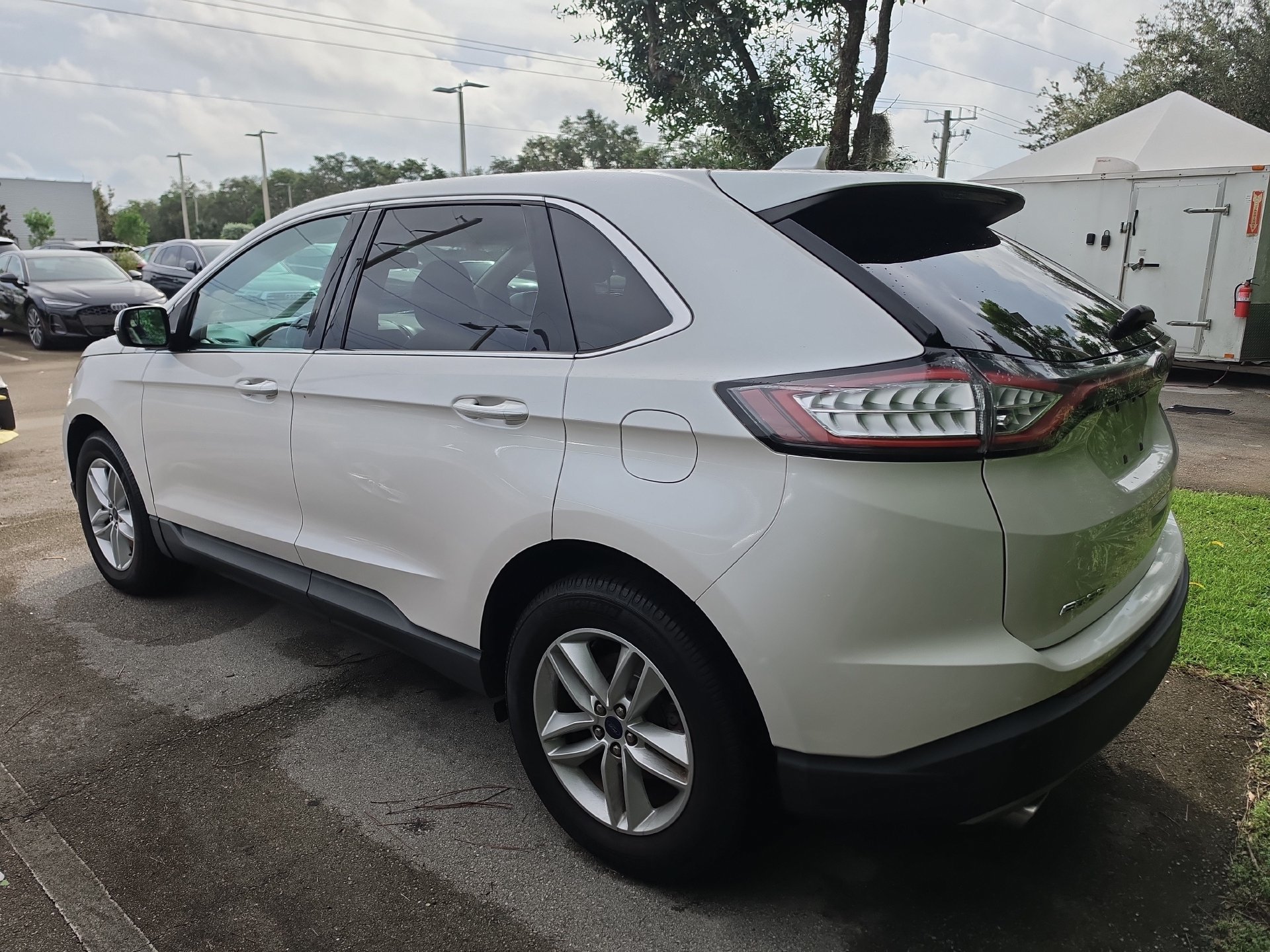 Used 2018 Ford Edge SEL w/ Equipment Group 201A AWD/4WD image 4