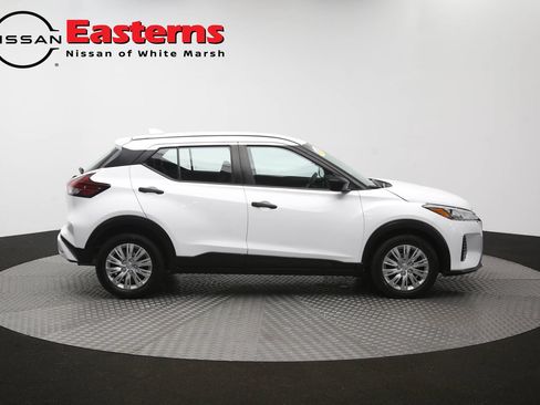 Used 2023 Nissan Kicks S FWD image 47