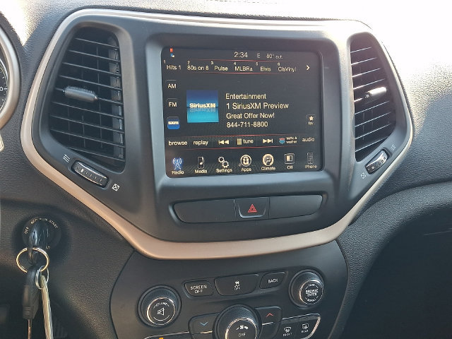 Used 2015 Jeep Cherokee Latitude AWD/4WD image 13