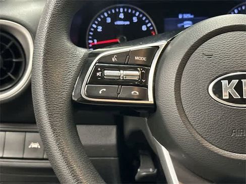 Used 2020 Kia Forte LXS image 17