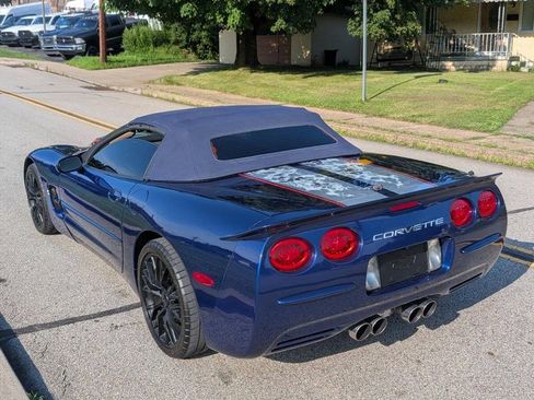 Used 2004 Chevrolet Corvette Convertible w/ Preferred Equipment Group image 9