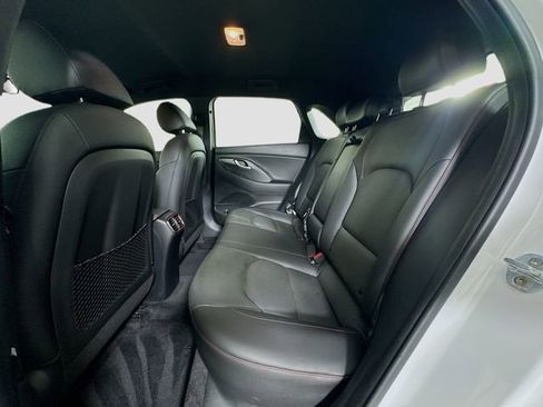 Used 2018 Hyundai Elantra GT Sport image 26