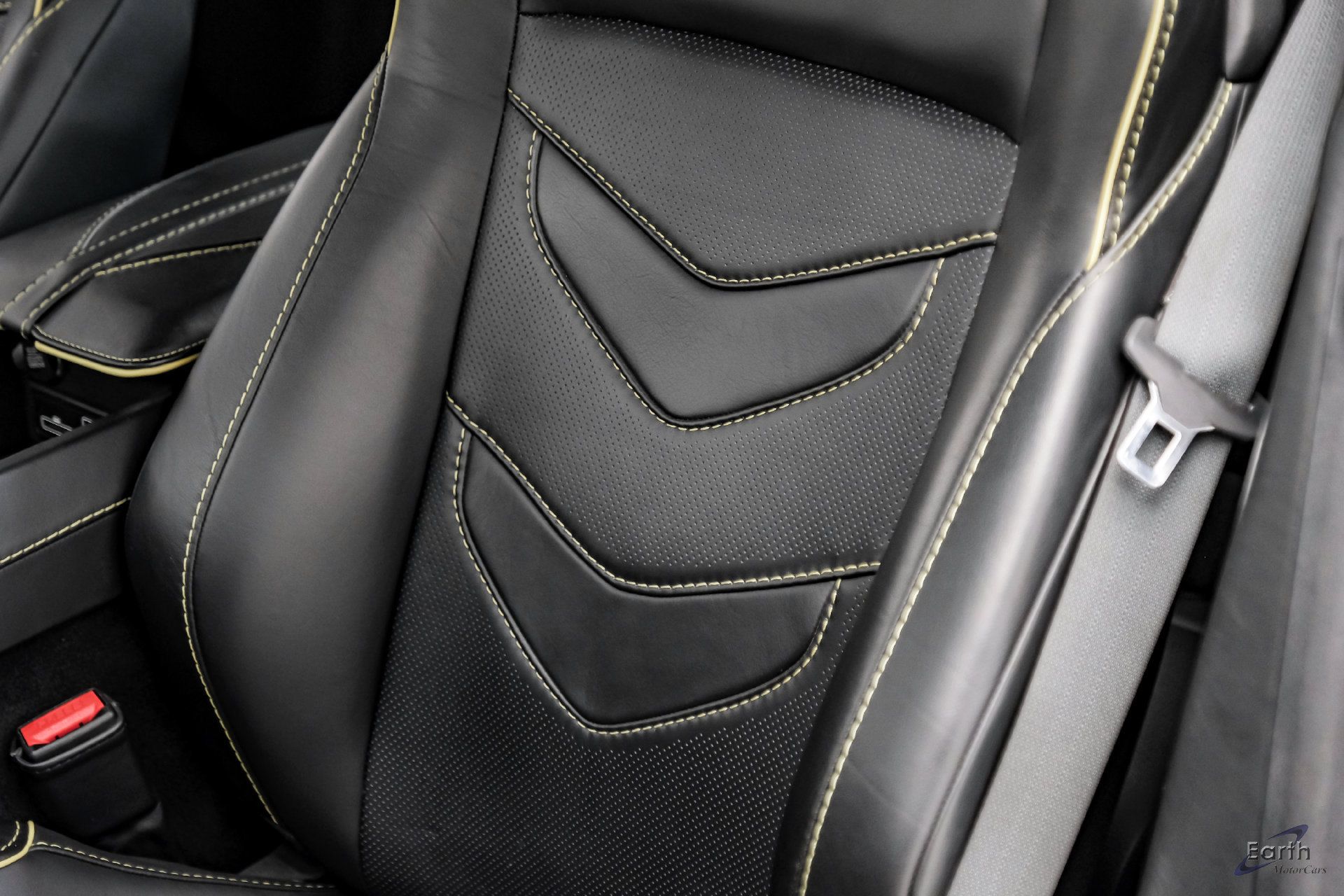 Used 2019 Aston Martin DBS Superleggera RWD image 46