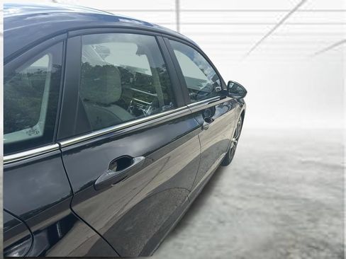 New 2026 Volkswagen Jetta SE FWD image 33