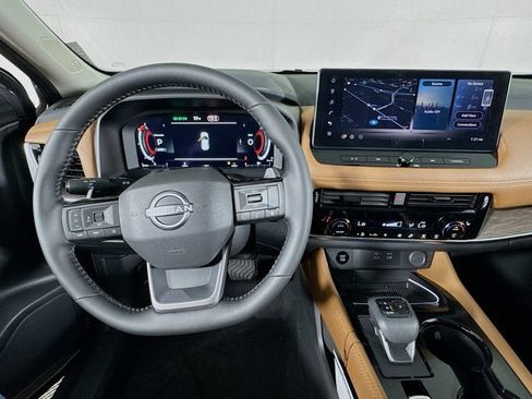 New 2026 Nissan Rogue Platinum AWD/4WD image 10