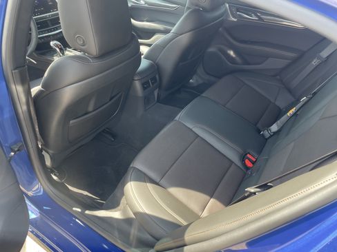 Used 2023 Cadillac CT5 V w/ Premium Package RWD image 11