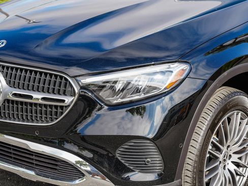 Certified 2026 Mercedes-Benz GLC 300 4MATIC image 8