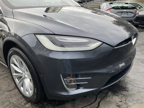 Used 2017 Tesla Model X 75D image 71