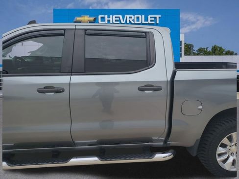 Used 2021 Chevrolet Silverado 1500 Custom AWD/4WD image 26