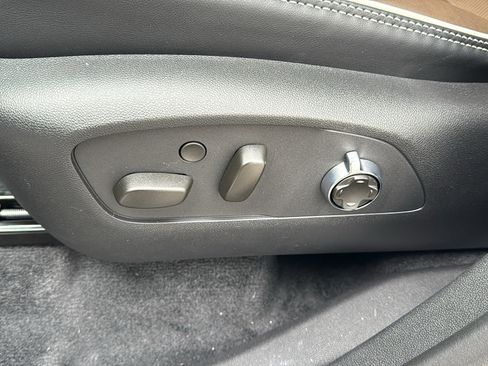 New 2026 GMC Acadia Denali Ultimate w/ LPO, All-Weather Package image 8