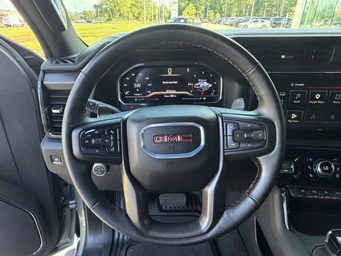 Used 2025 GMC Sierra 1500 AT4 w/ AT4 Premium Package AWD/4WD image 30
