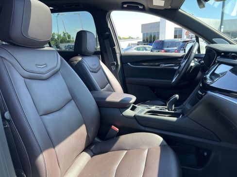 Used 2023 Cadillac XT6 Premium Luxury AWD/4WD image 27