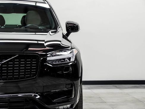 Used 2021 Volvo XC90 T6 R-Design w/ Advanced Package image 4