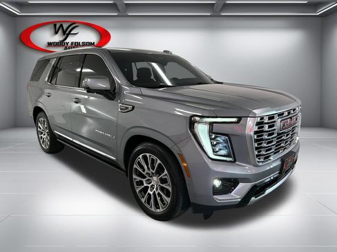 Used 2026 GMC Yukon Denali w/ Sun & Power Step Package RWD image 3