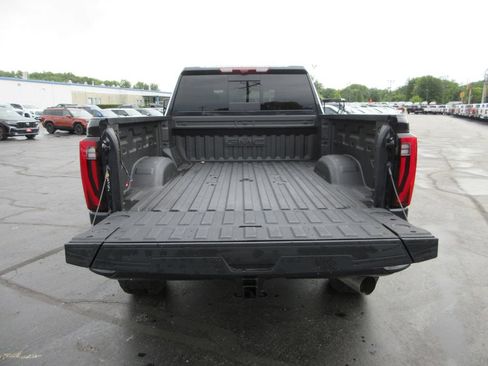 Used 2026 GMC Sierra 2500 Denali Ultimate AWD/4WD image 7