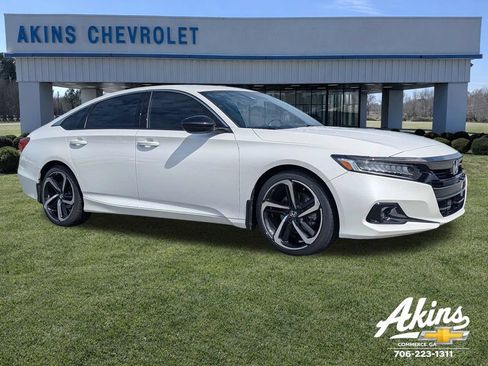 Used 2022 Honda Accord Sport image 1
