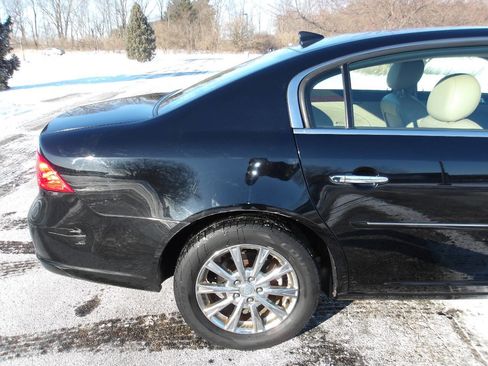 Used 2009 Buick Lucerne CXL image 32