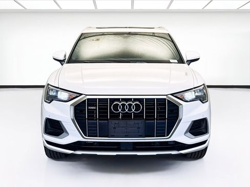 Used 2020 Audi Q3 2.0T Premium w/ Convenience Package image 2