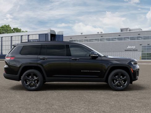 New 2026 Jeep Grand Cherokee L Limited AWD/4WD image 21