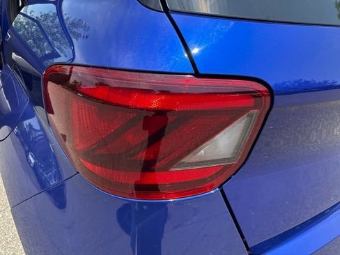 Used 2024 Hyundai Venue SEL FWD image 35