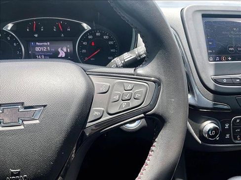 Used 2022 Chevrolet Equinox RS FWD image 21