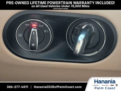 Used 2021 Porsche Macan S AWD/4WD image 27