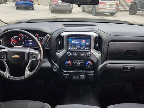 Used 2022 Chevrolet Silverado 1500 LT w/ Convenience Package II image 29