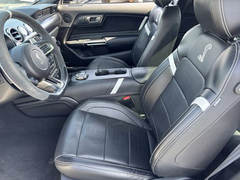 Used 2021 Ford Mustang Shelby GT500 w/ Technology Package image 15