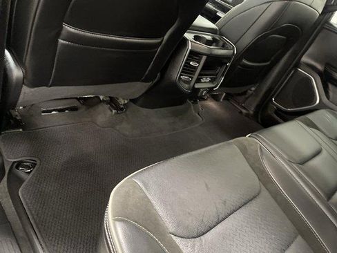 Used 2024 RAM 1500 Laramie AWD/4WD image 12